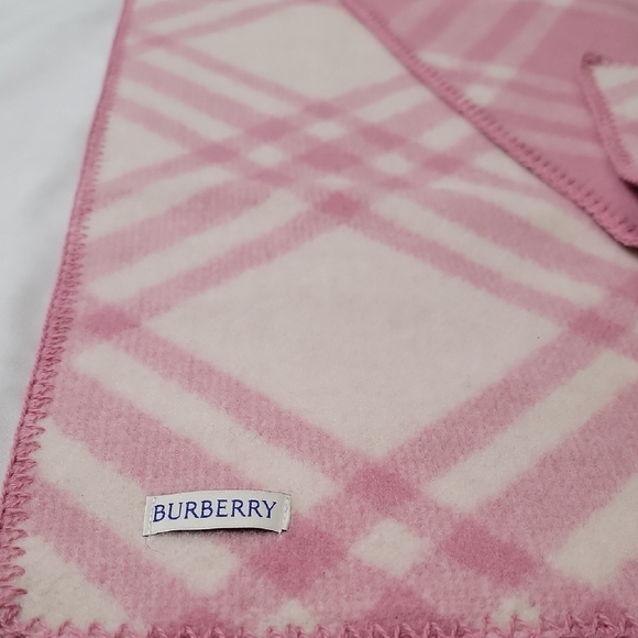 Burberry Pink and Cream Checkered Scarf - Picture 4 of 4